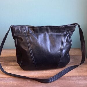 Vintage Stone Mountain Black Leather Bag